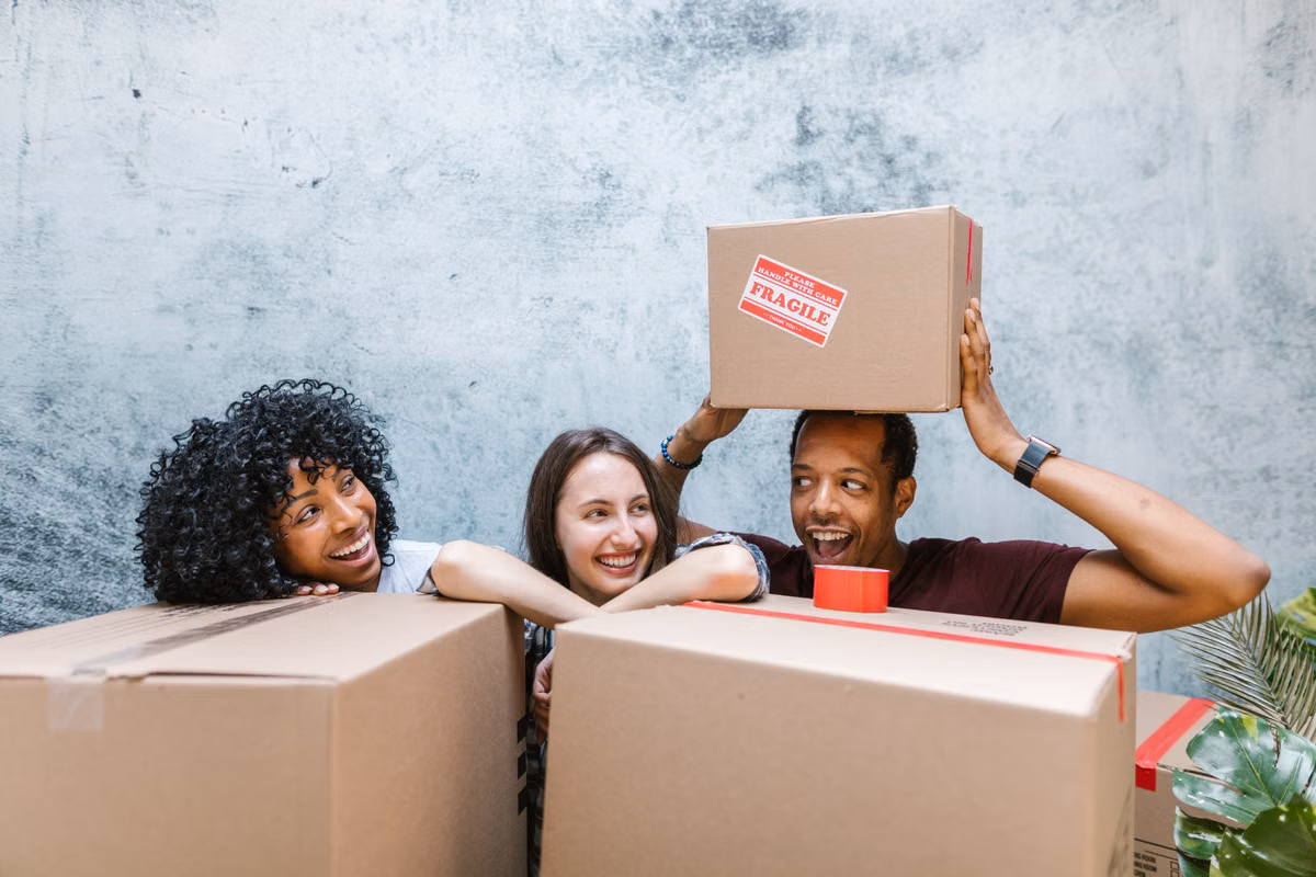 SwiftHaul Moving team carrying boxes during a Fishtown Philadelphia move